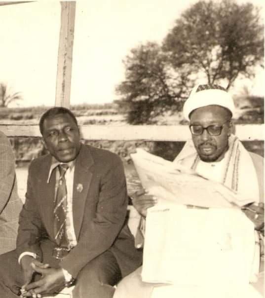 image Hommage à Mohamed Hassanaly, grande figure de la politique nationale, leader emblématique de Mohéli